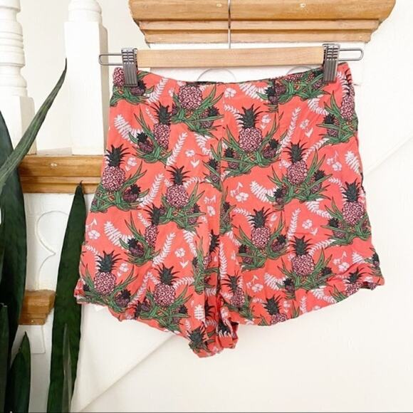 ASOS pineapple pattern print shorts high rise sz 2 - Picture 4 of 6
